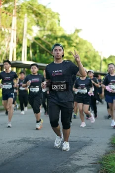 Runner Photo 1605016
