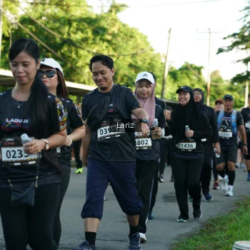 Runner Photo 1605020