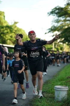 Runner Photo 1605157