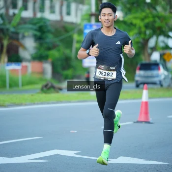Runner Photo 1605162