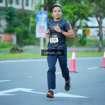 Runner Photo 1605177