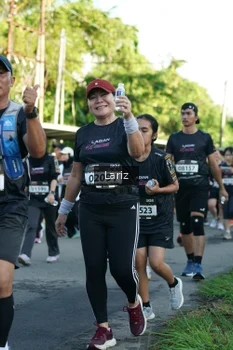 Runner Photo 1605201