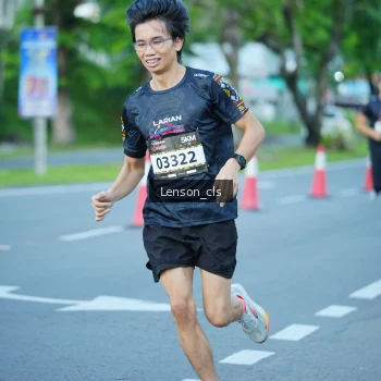 Runner Photo 1605244