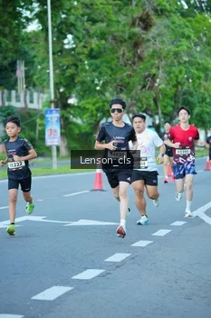 Runner Photo 1605271