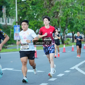 Runner Photo 1605274