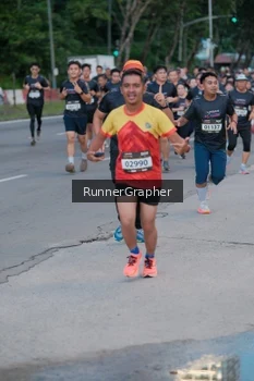 Runner Photo 1605287