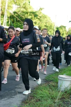 Runner Photo 1605299