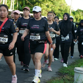 Runner Photo 1605311