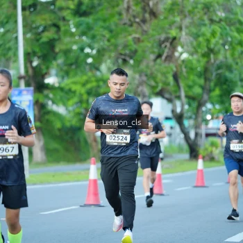 Runner Photo 1605321