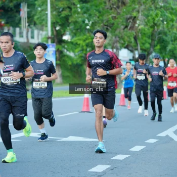Runner Photo 1605359
