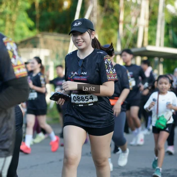 Runner Photo 1605385