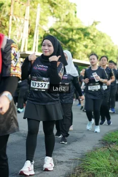 Runner Photo 1605405