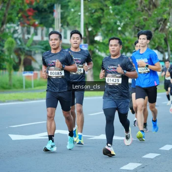 Runner Photo 1605410