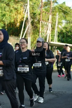 Runner Photo 1605429