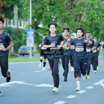 Runner Photo 1605430