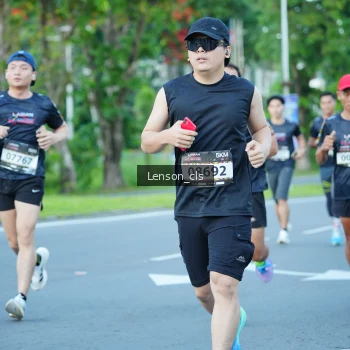 Runner Photo 1605462