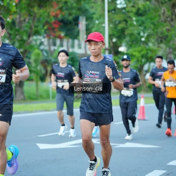 Runner Photo 1605469