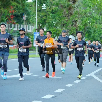 Runner Photo 1605475