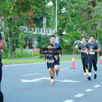 Runner Photo 1605488