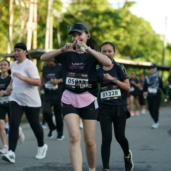 Runner Photo 1605495
