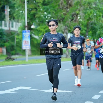 Runner Photo 1605523