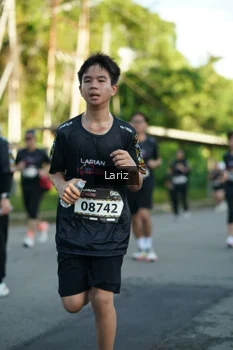 Runner Photo 1605531