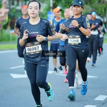 Runner Photo 1605544