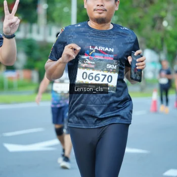 Runner Photo 1605551