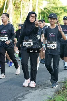 Runner Photo 1605555