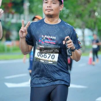 Runner Photo 1605556
