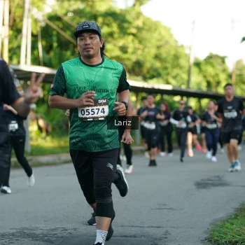 Runner Photo 1605593