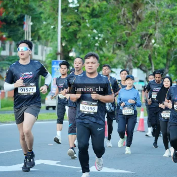 Runner Photo 1605630
