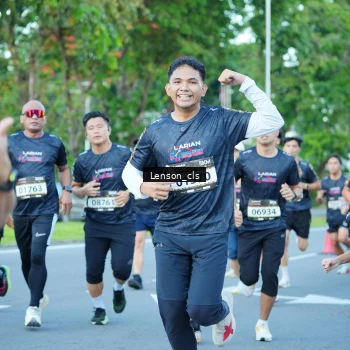 Runner Photo 1605665