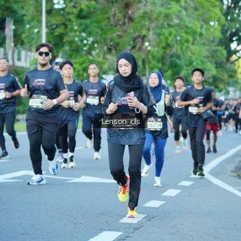 Runner Photo 1605694