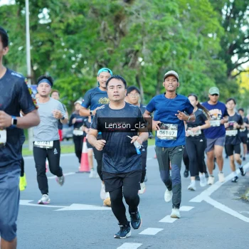 Runner Photo 1605730