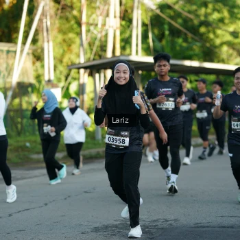 Runner Photo 1605736