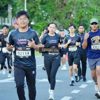 Runner Photo 1605737