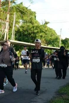 Runner Photo 1605752