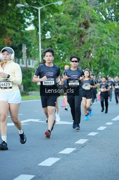 Runner Photo 1605765