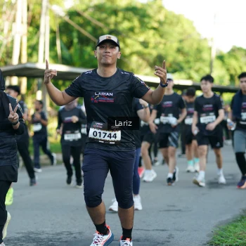 Runner Photo 1605779