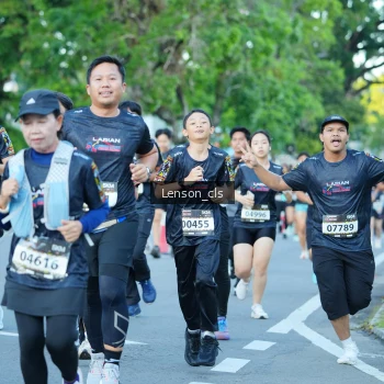 Runner Photo 1605811
