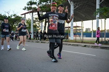 Runner Photo 1605843