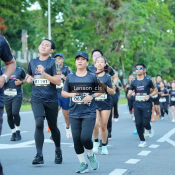 Runner Photo 1605849