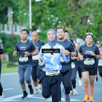 Runner Photo 1605878