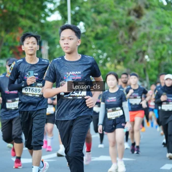 Runner Photo 1605905