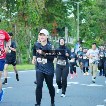Runner Photo 1605923