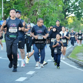 Runner Photo 1605945