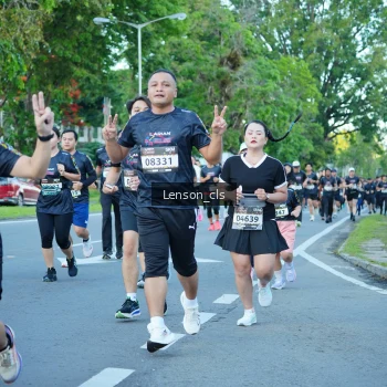 Runner Photo 1606037
