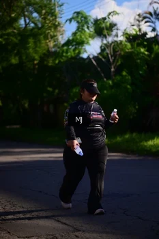 Runner Photo 1606066