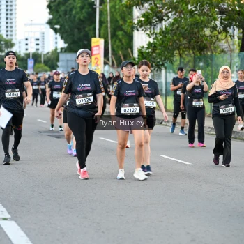 Runner Photo 1606074